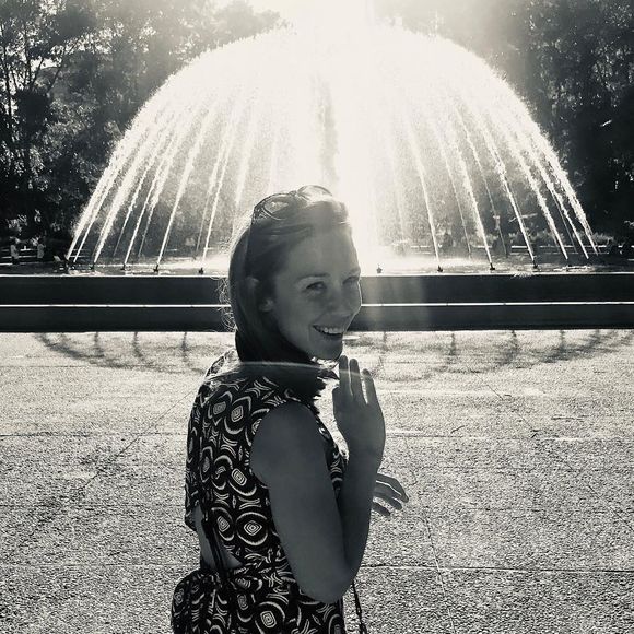 Meet your Posher, Sheena - Picture 1 of 1